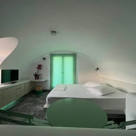 Feelings * Fira (Santorini)