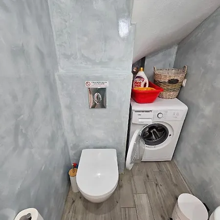 Feelings Apartment Fira (Santorini)