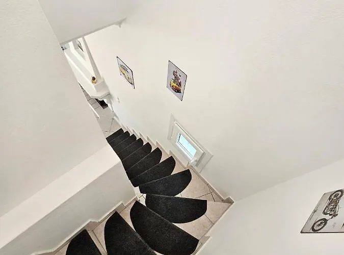 Feelings Apartman Fíra